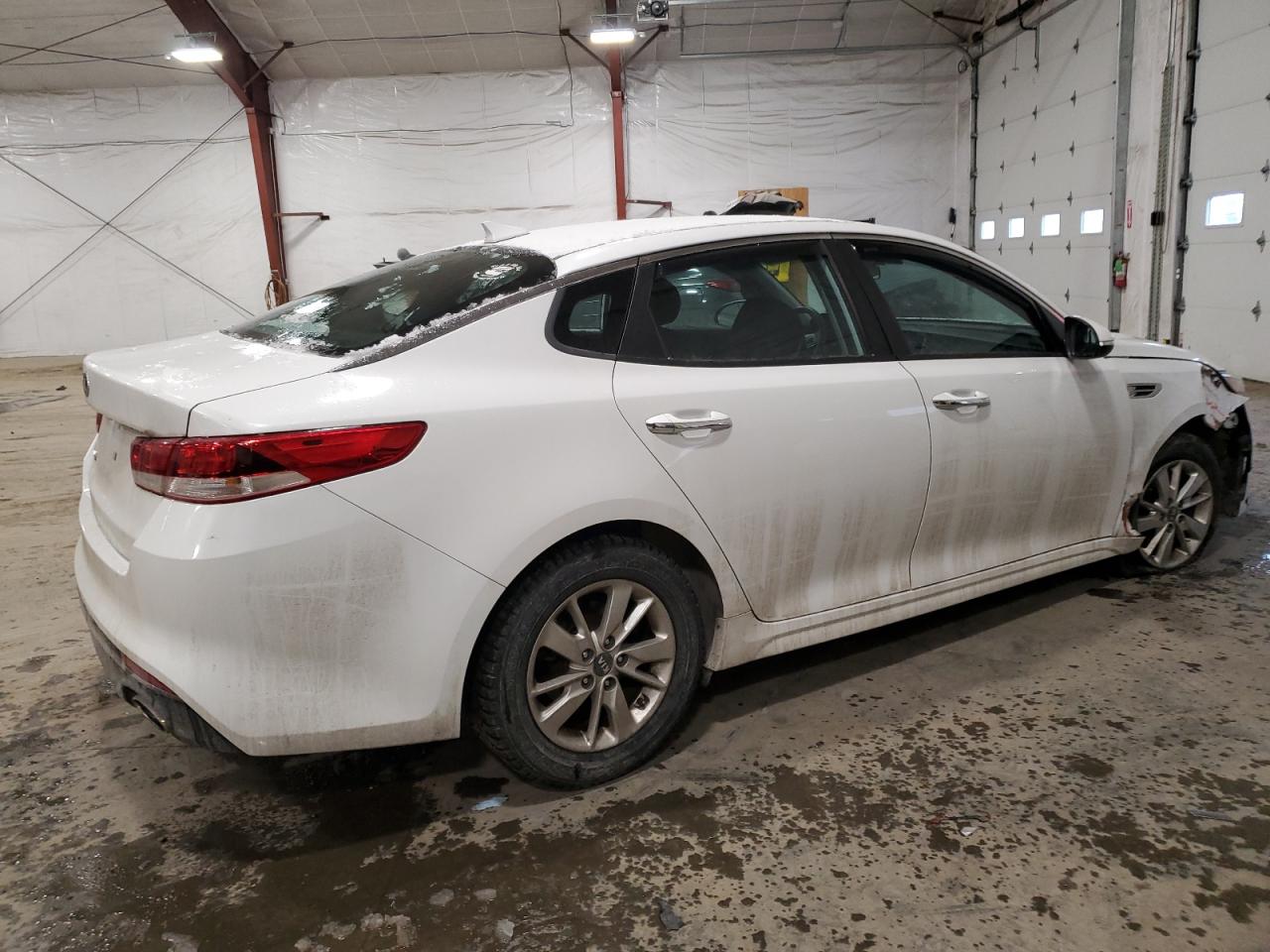 2016 Kia Optima - Image 3