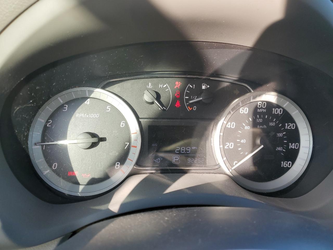 2014 Nissan Sentra - Image 9