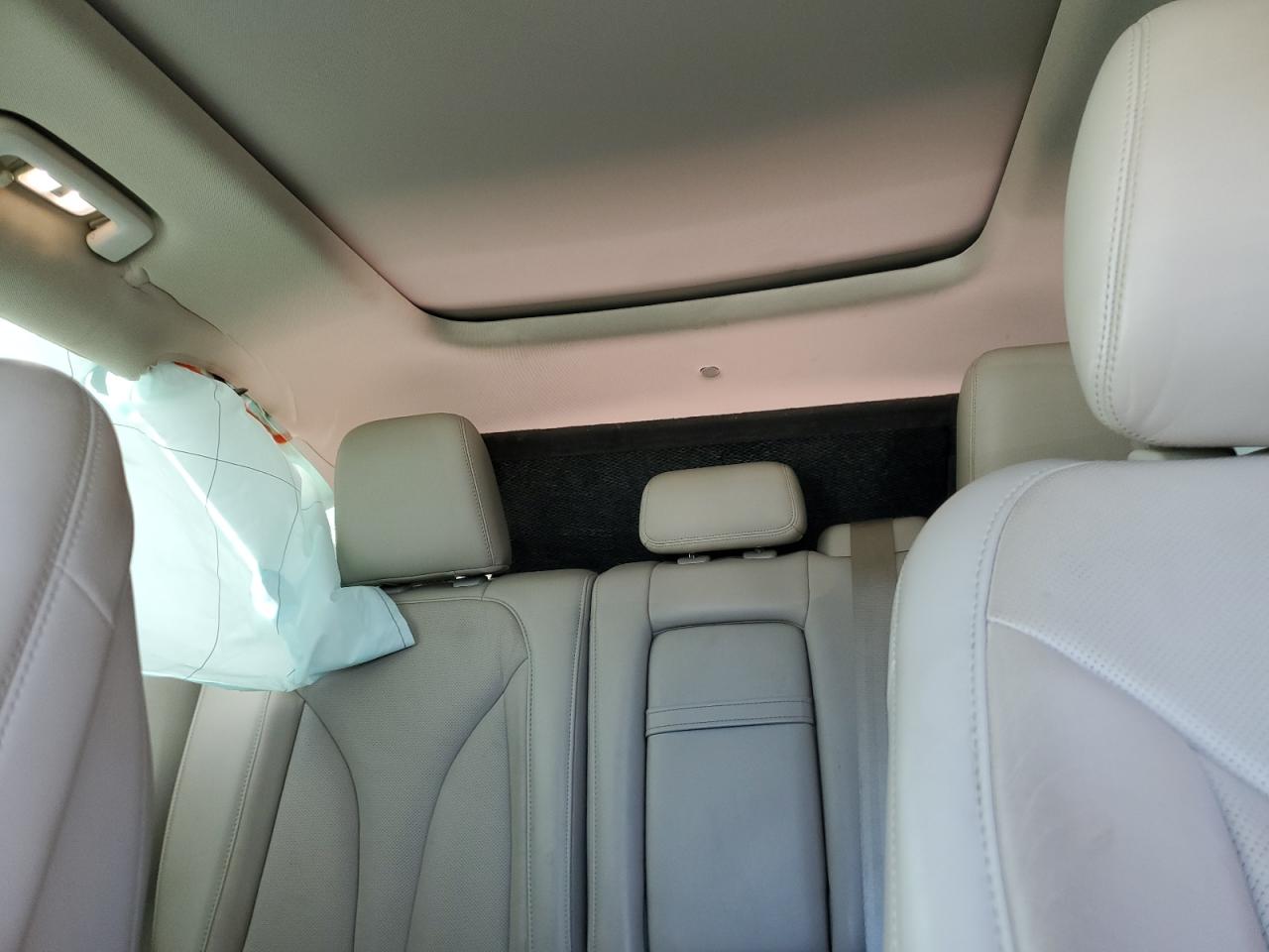 2018 Lincoln MKC - Image 10