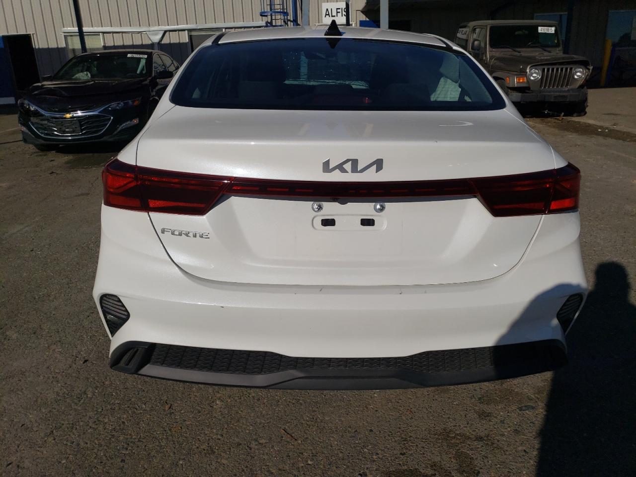 2024 Kia Forte - Image 6