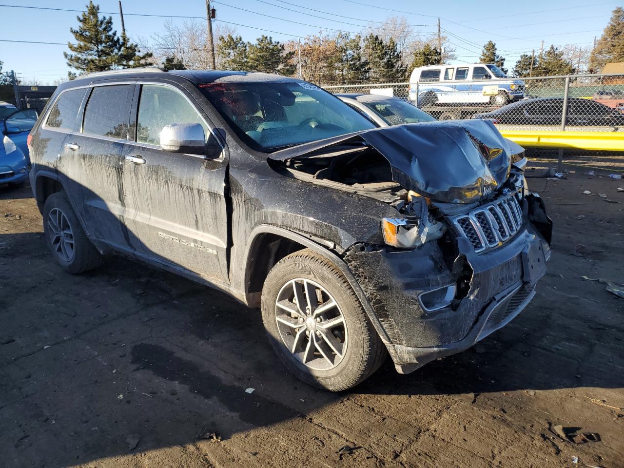 2018 Jeep Grand Cherokee - Image 4