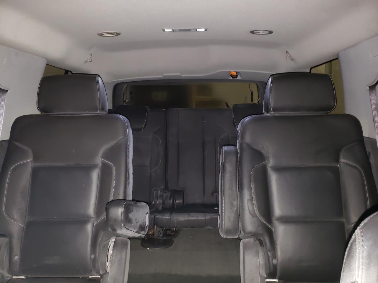 2015 GMC Yukon - Image 10