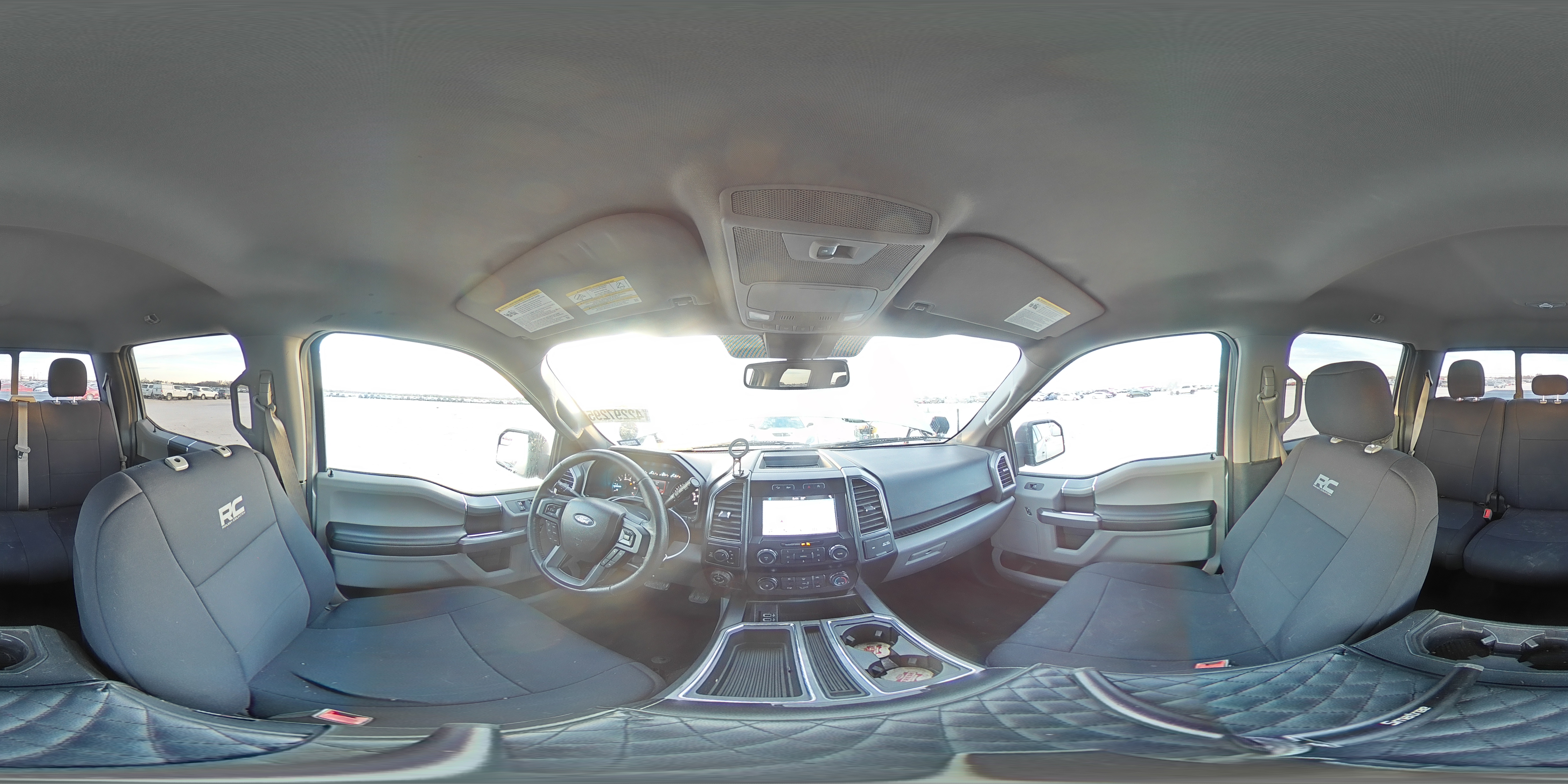 2019 Ford F-150 - Image 12