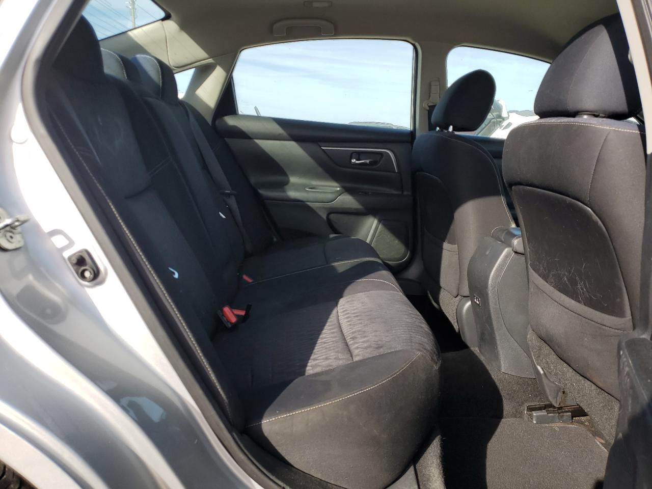 2017 Nissan Altima - Image 11