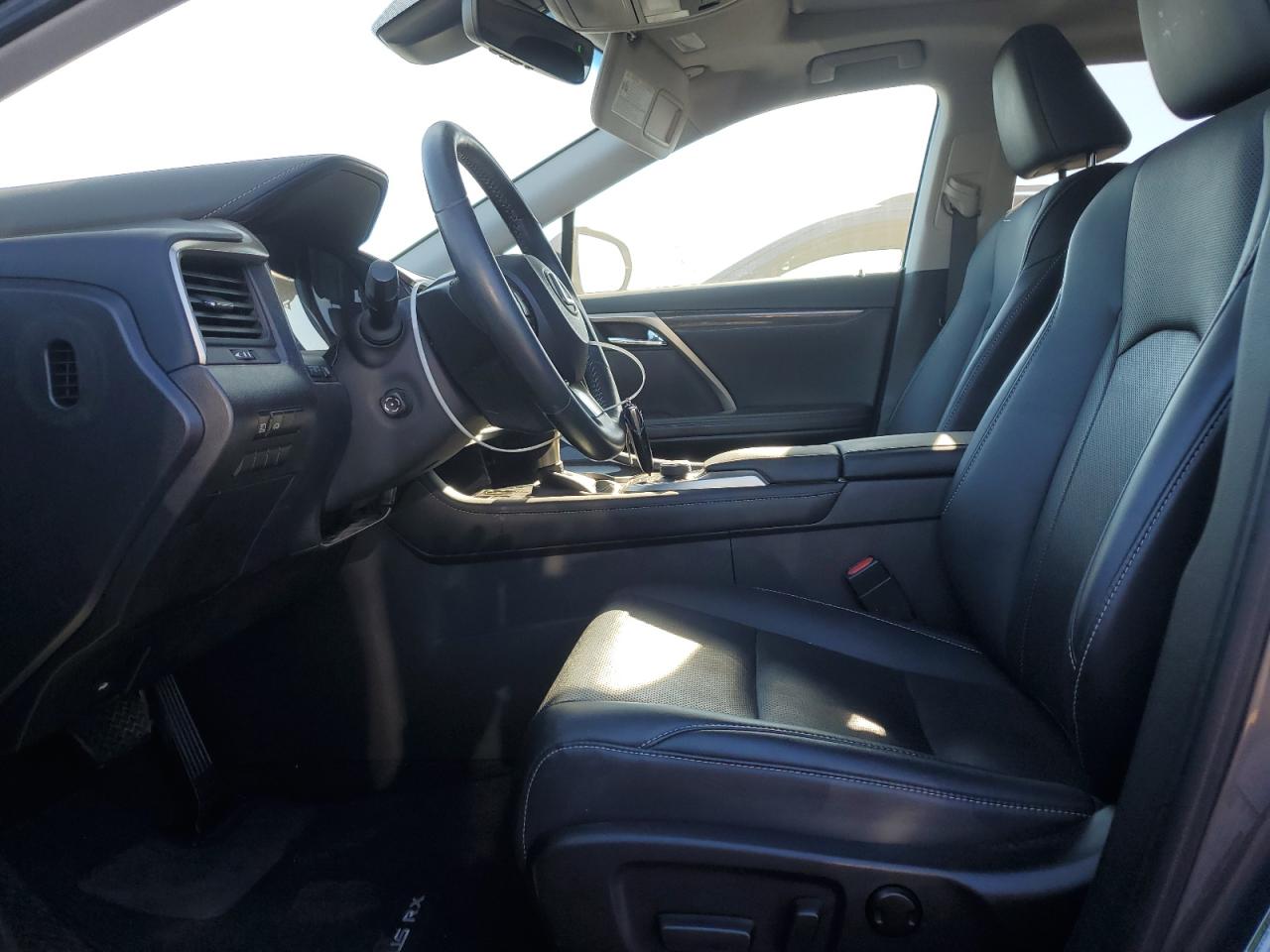 2019 Lexus RX - Image 7