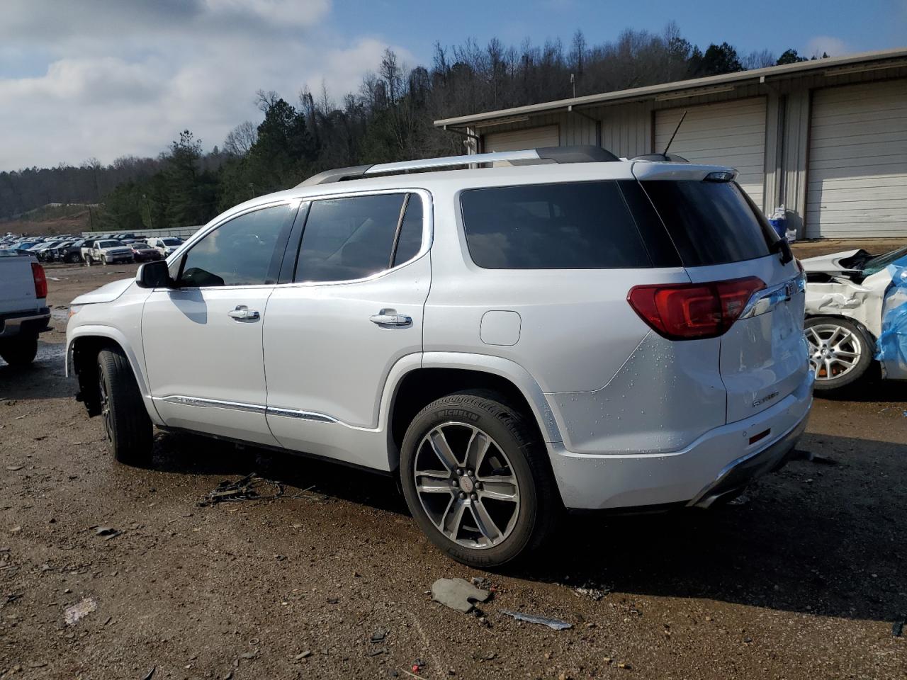 2017 GMC Acadia - Image 2