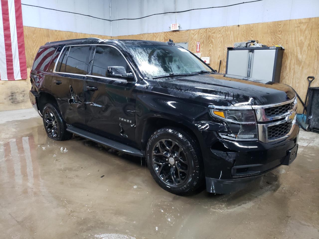 2019 Chevrolet Tahoe - Image 4