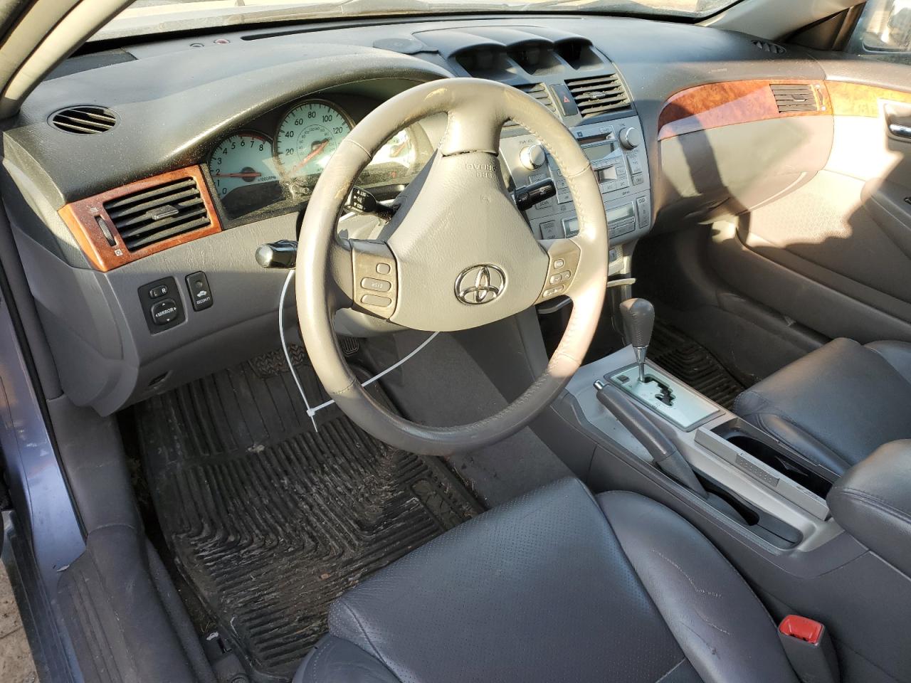 2006 Toyota Camry Solara - Image 8