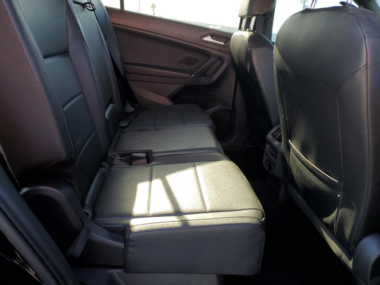 2020 Volkswagen Tiguan - Image 12