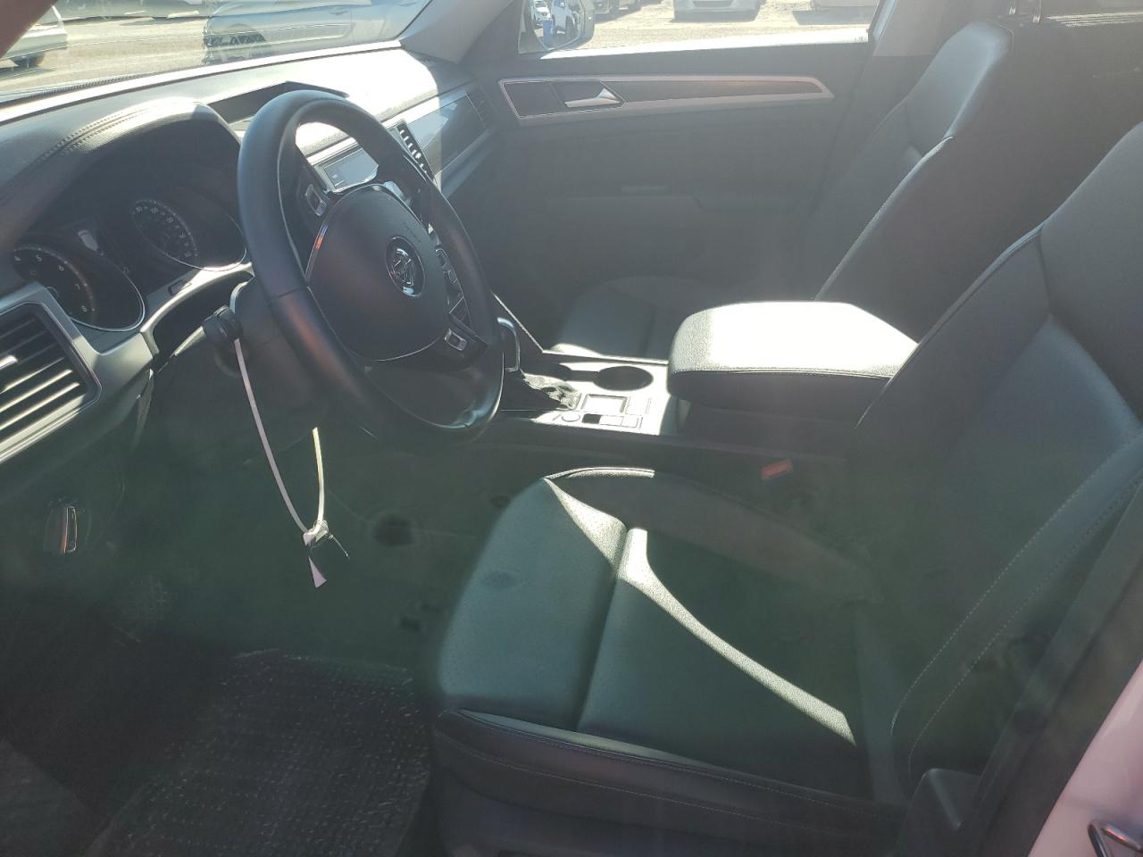 2019 Volkswagen Atlas - Image 7