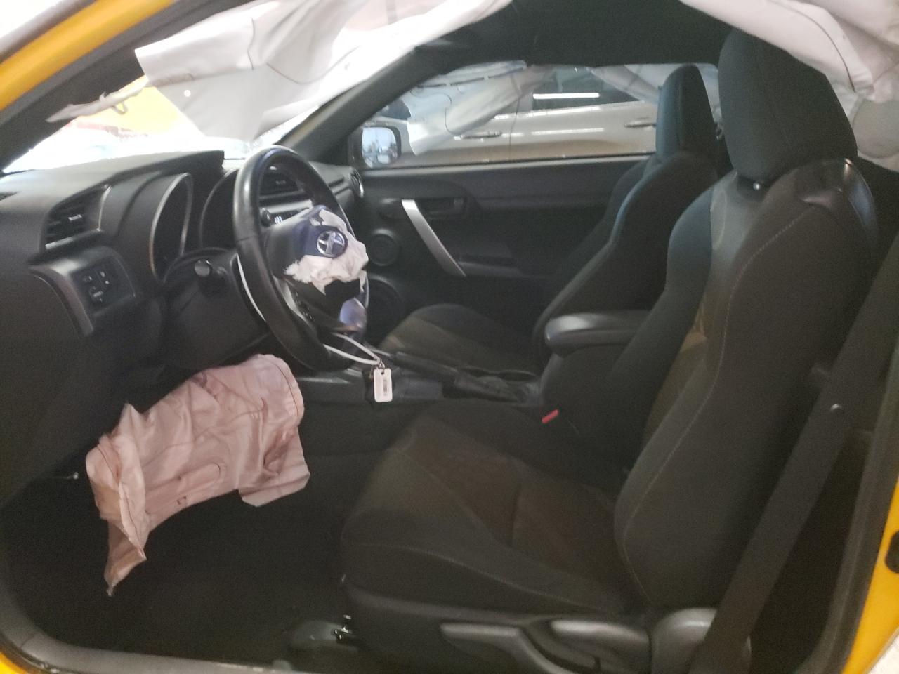 2012 Toyota tC - Image 7