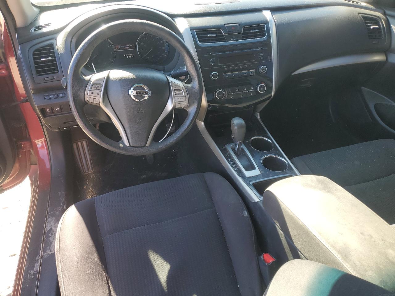 2014 Nissan Altima - Image 8