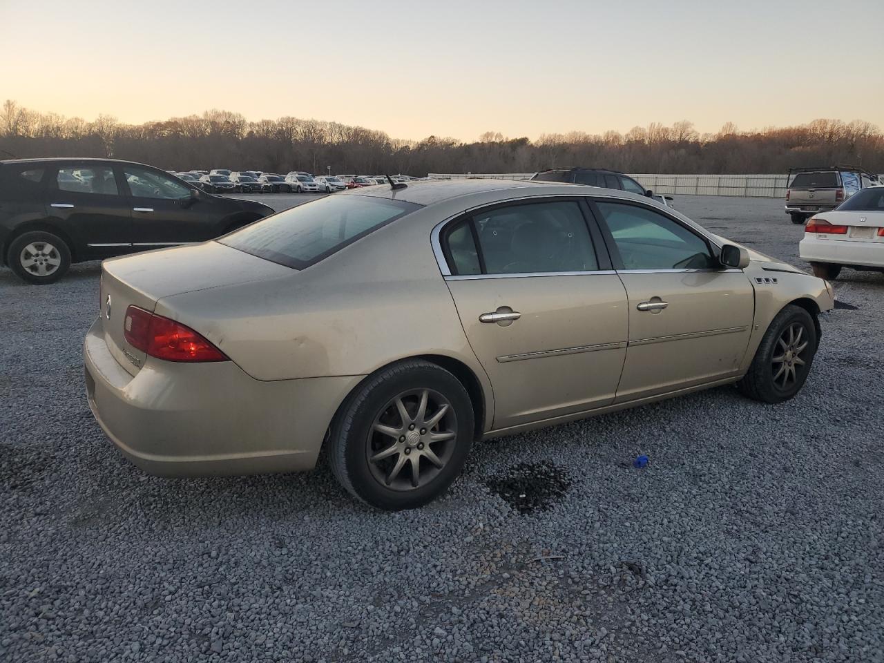 2007 Buick Lucerne - Image 3