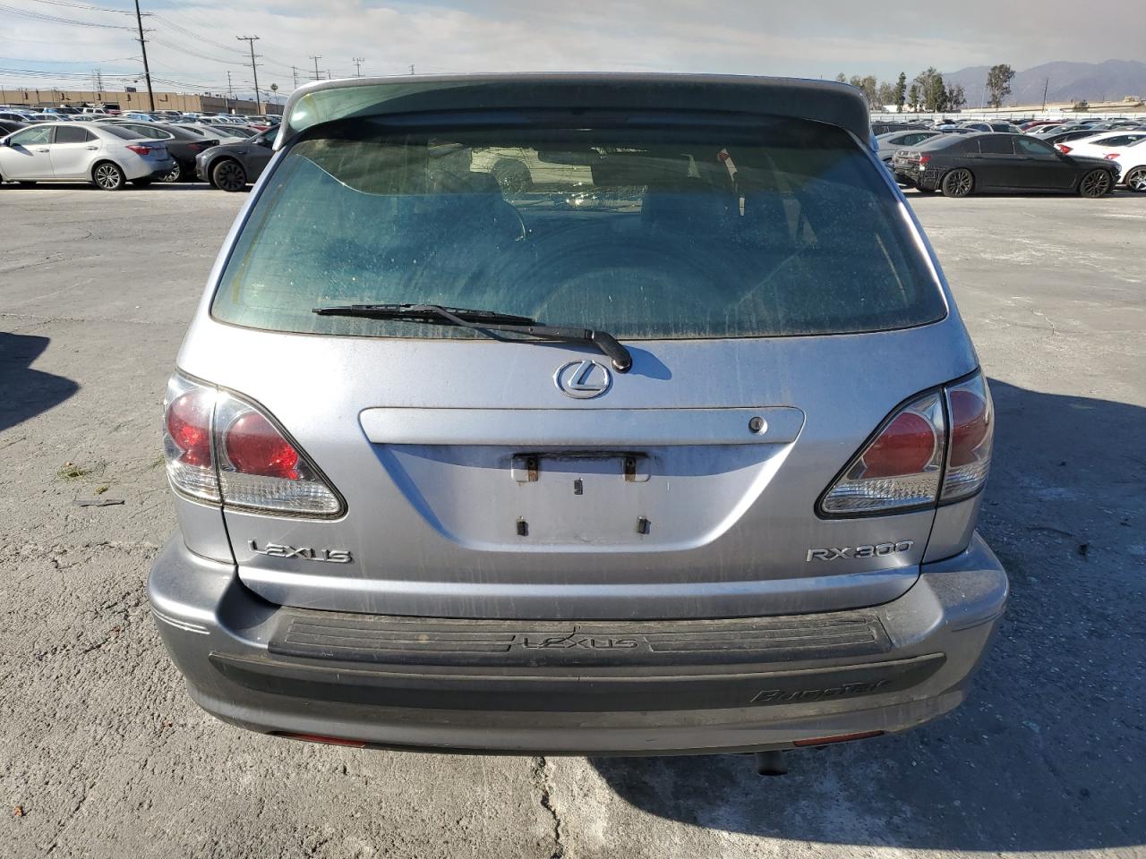 2001 Lexus RX - Image 6