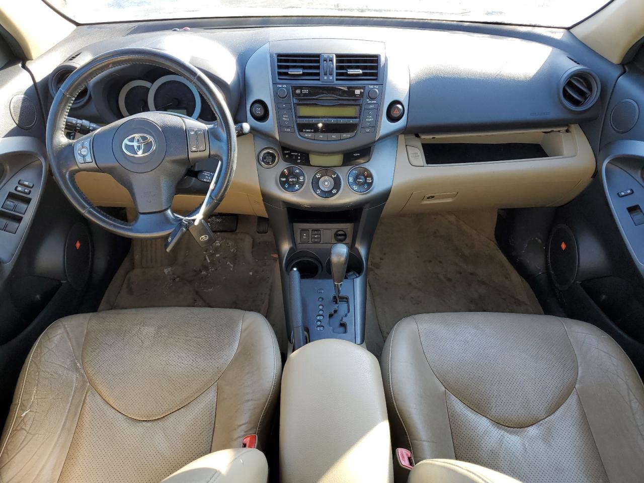 2011 Toyota RAV 4 - Image 8