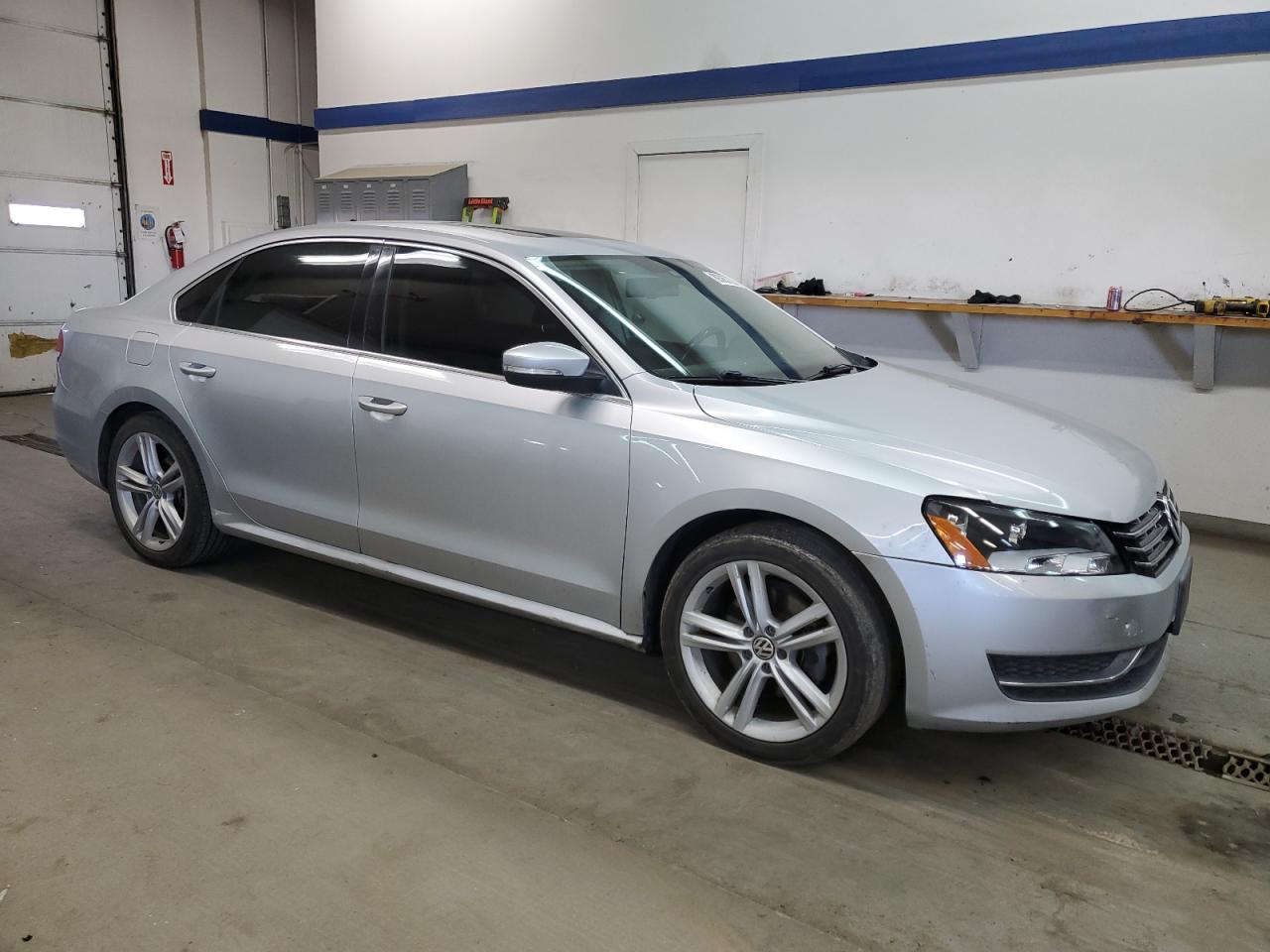 VIN 1VWBN7A3XEC120550 2014 VOLKSWAGEN PASSAT no.4