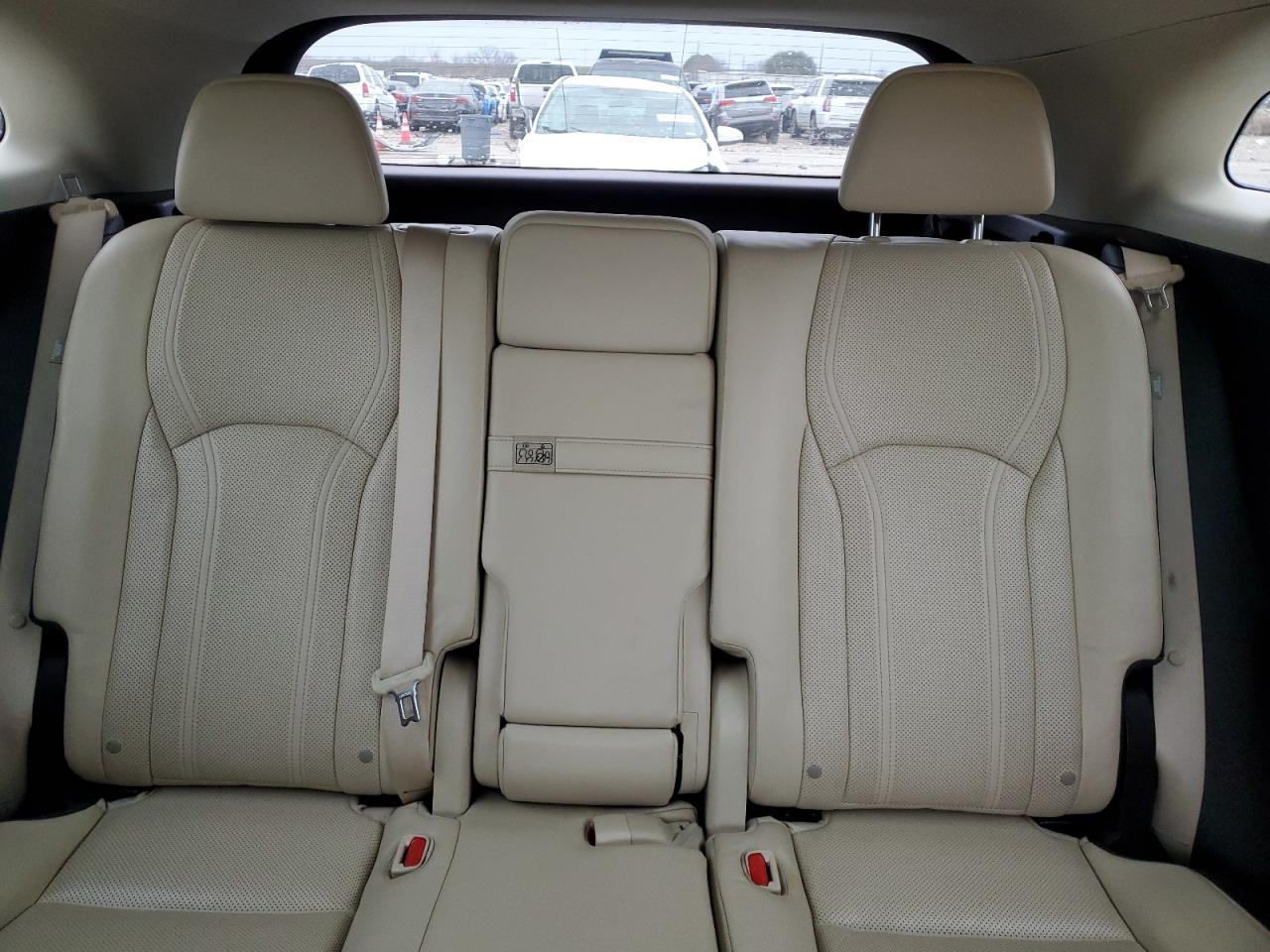 2017 Lexus RX - Image 10