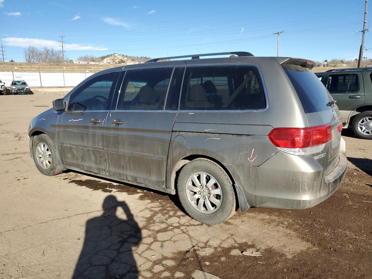 2010 Honda Odyssey - Image 2