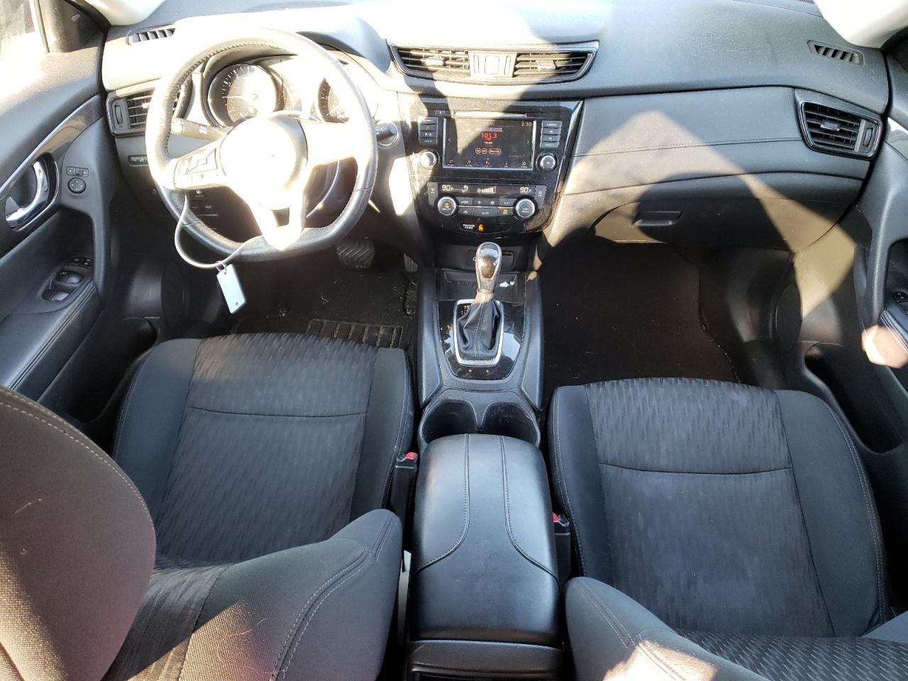 2018 Nissan Rogue - Image 8