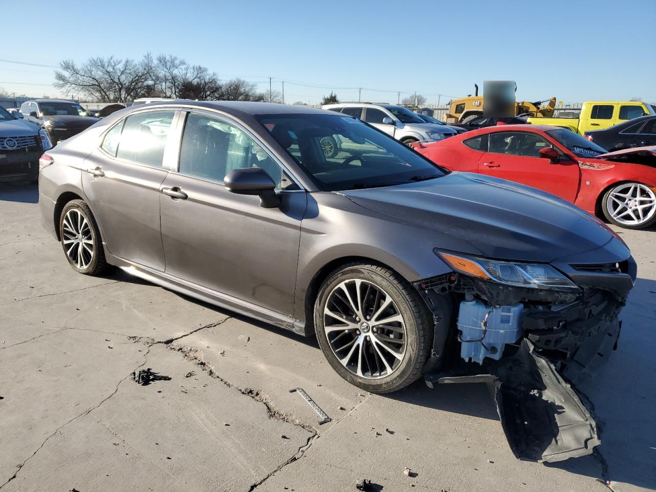 2019 Toyota Camry - Image 4