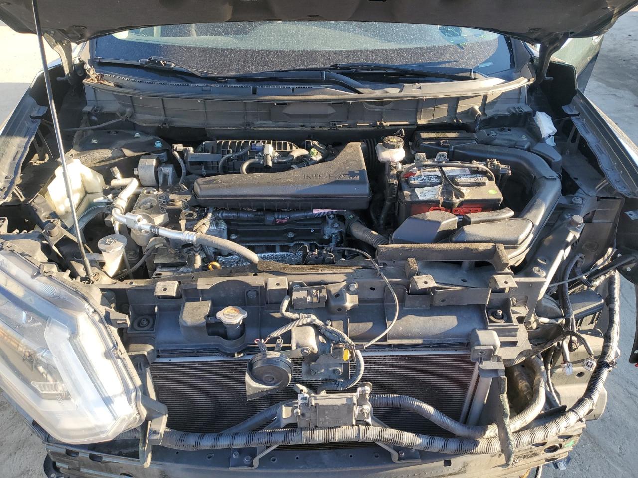 2018 Nissan Rogue - Image 11