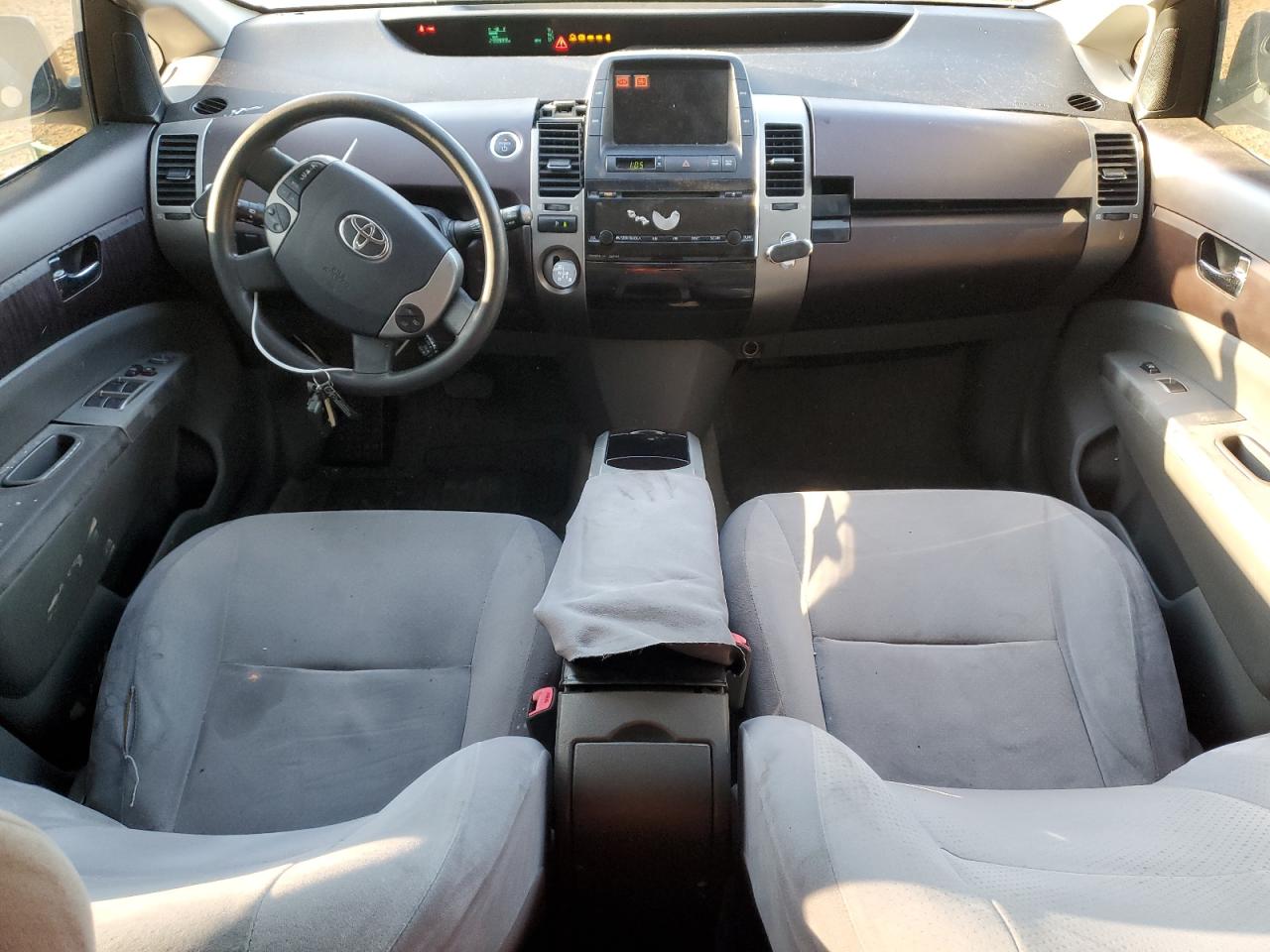 2005 Toyota Prius - Image 8