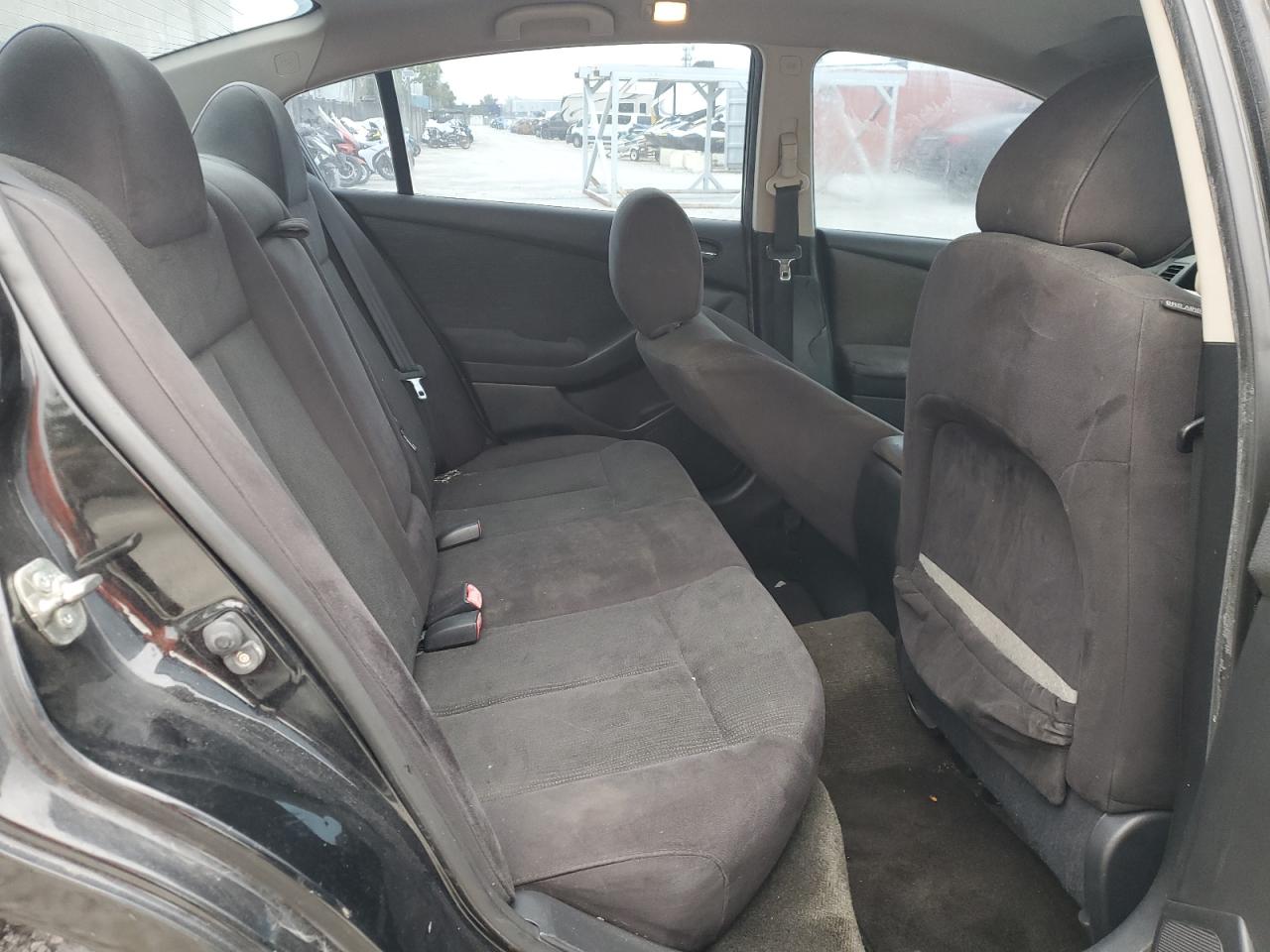 2012 Nissan Altima - Image 10