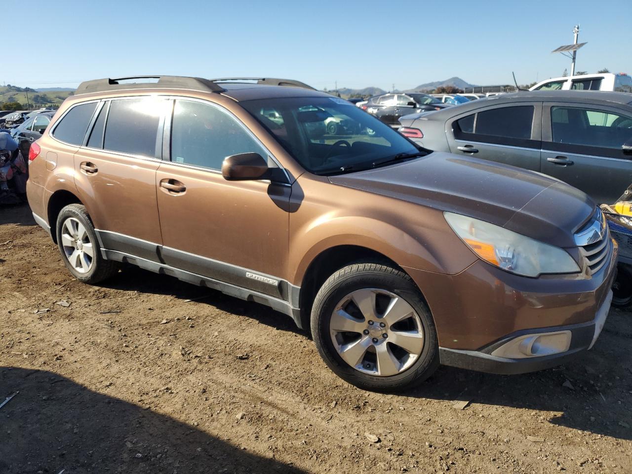 2011 Subaru Outback - Image 4