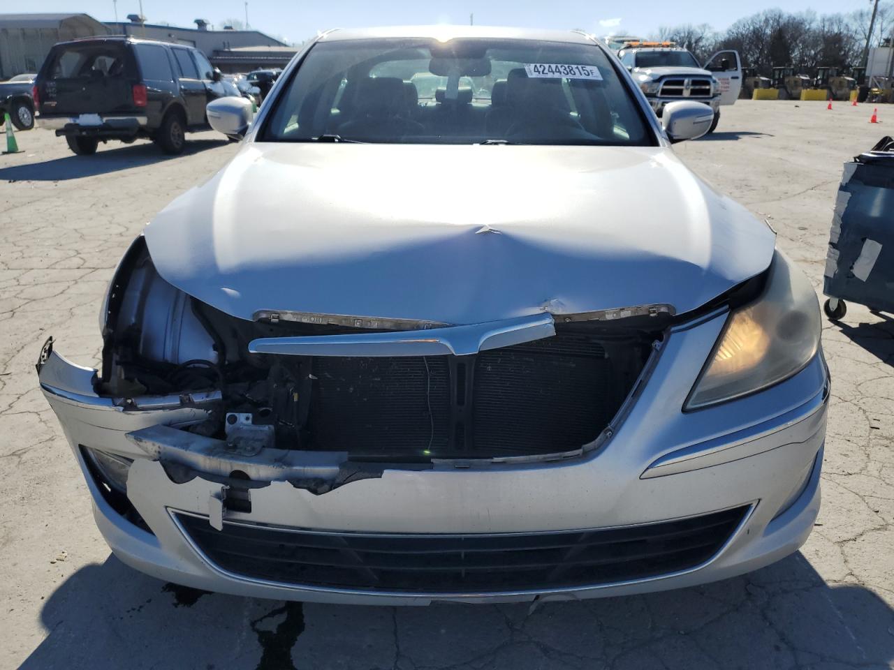 2014 Hyundai Genesis - Image 5