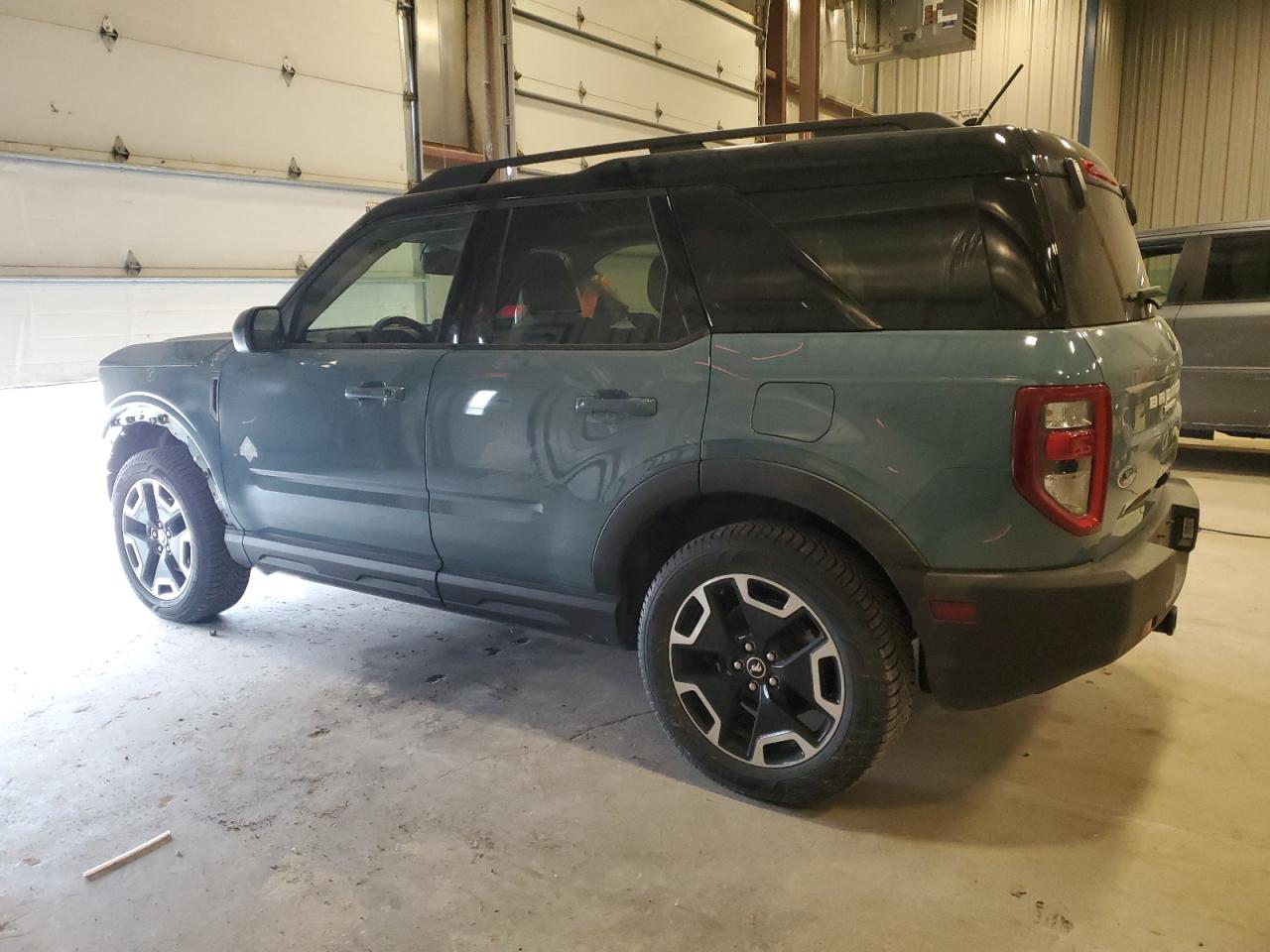 2021 Ford Bronco - Image 2