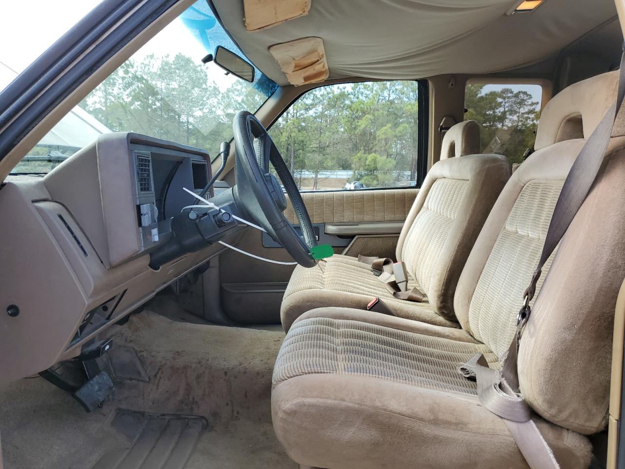 1992 Chevrolet Gmt-400 C1500 VIN: 2GCEC19K2N1266252 Lot: 87077504