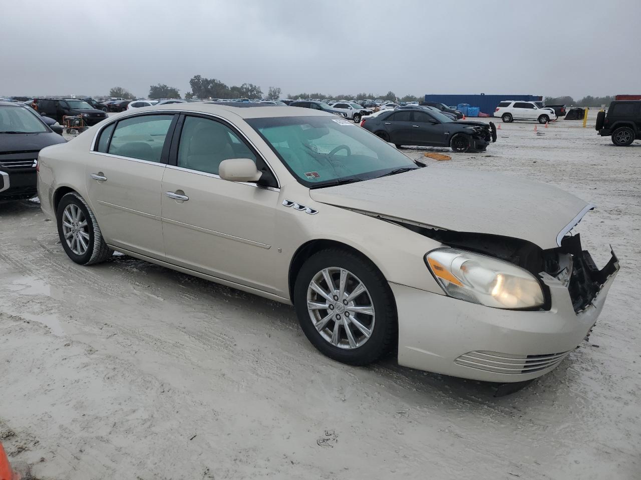 2009 Buick Lucerne - Image 4