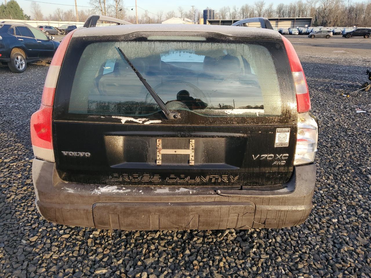 2001 Volvo V70 - Image 6