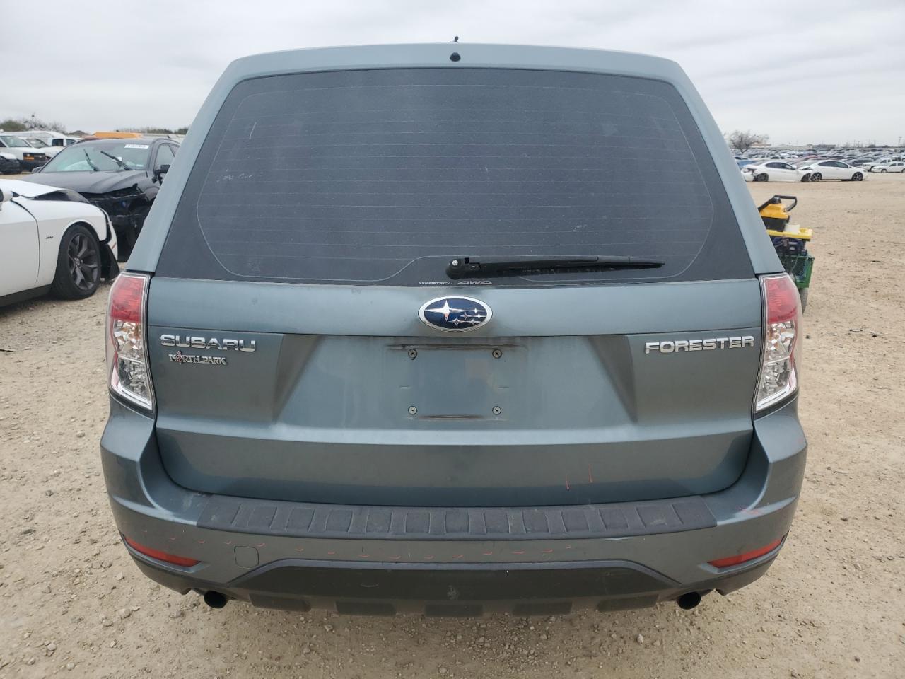 2009 Subaru Forester - Image 6