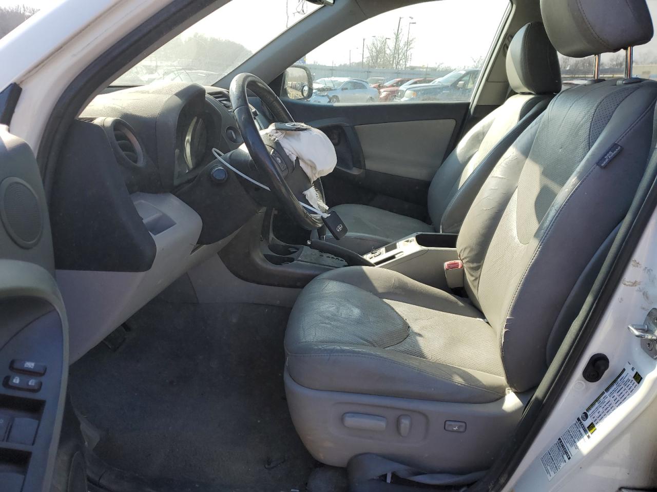2011 Toyota RAV 4 - Image 7