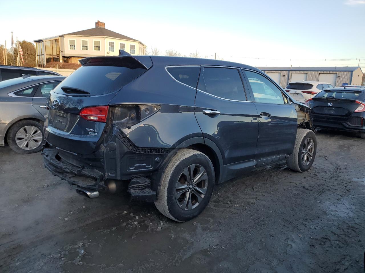 2015 Hyundai Santa Fe - Image 3
