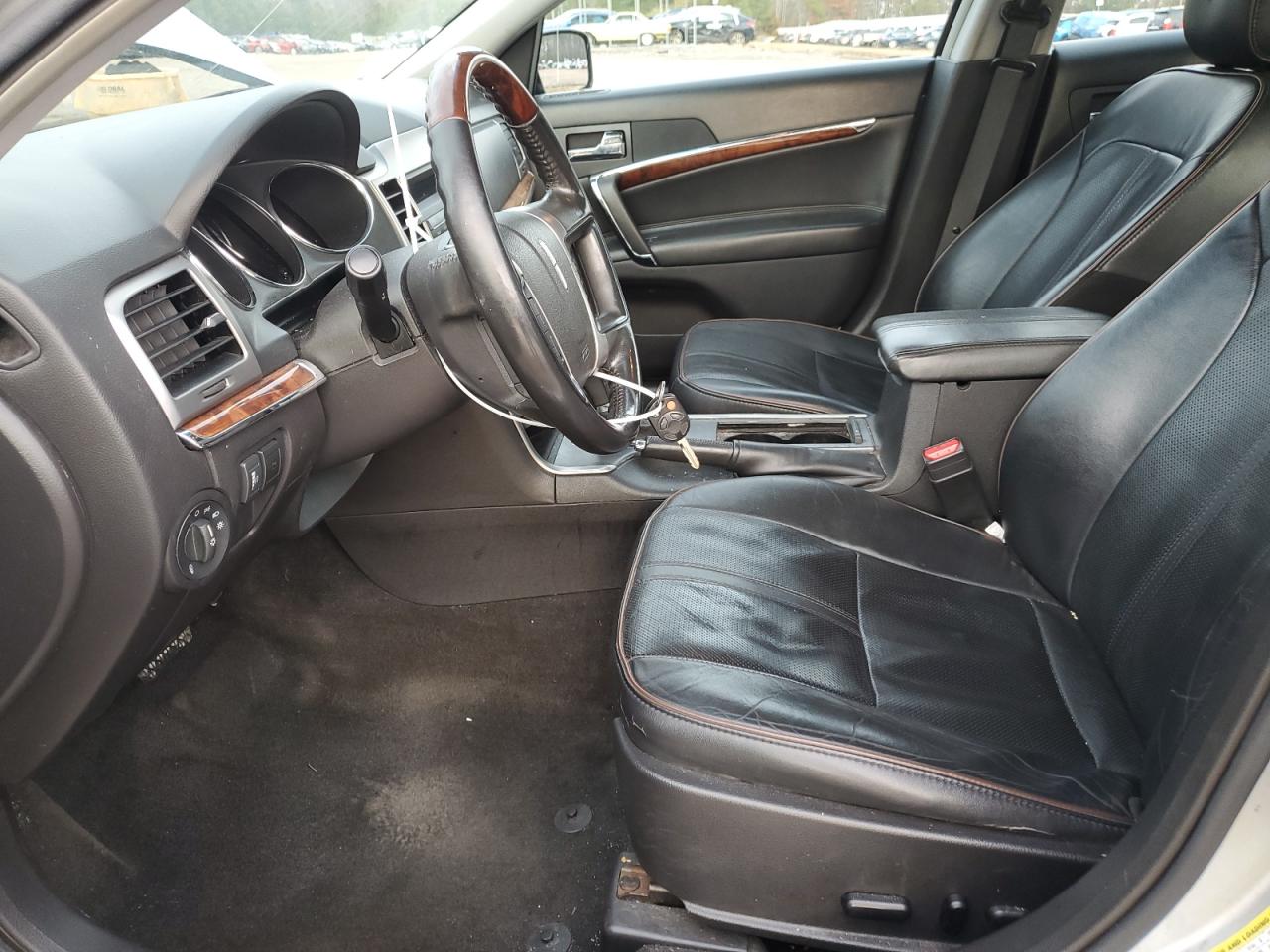 2012 Lincoln MKZ - Image 7