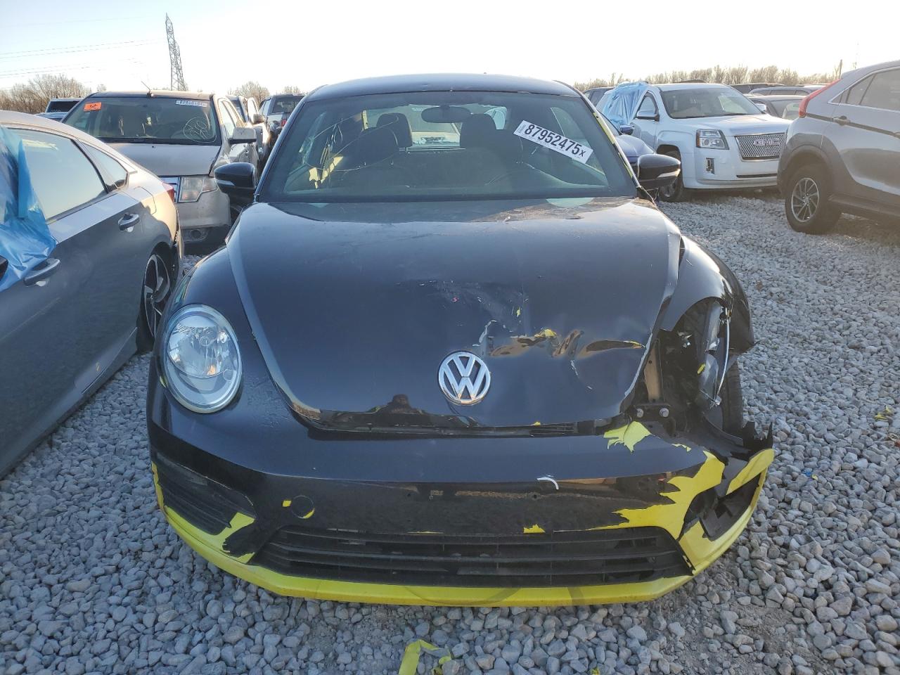 2019 Volkswagen Beetle - Image 5