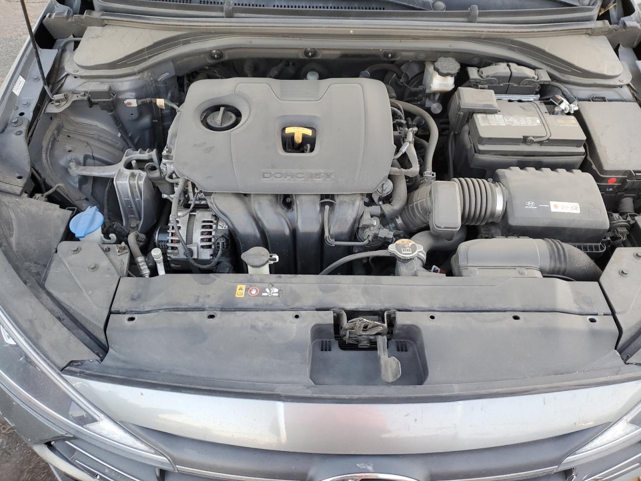 2019 Hyundai Elantra - Image 11