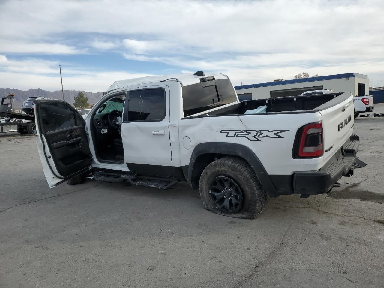 2022 RAM 1500 - Image 2