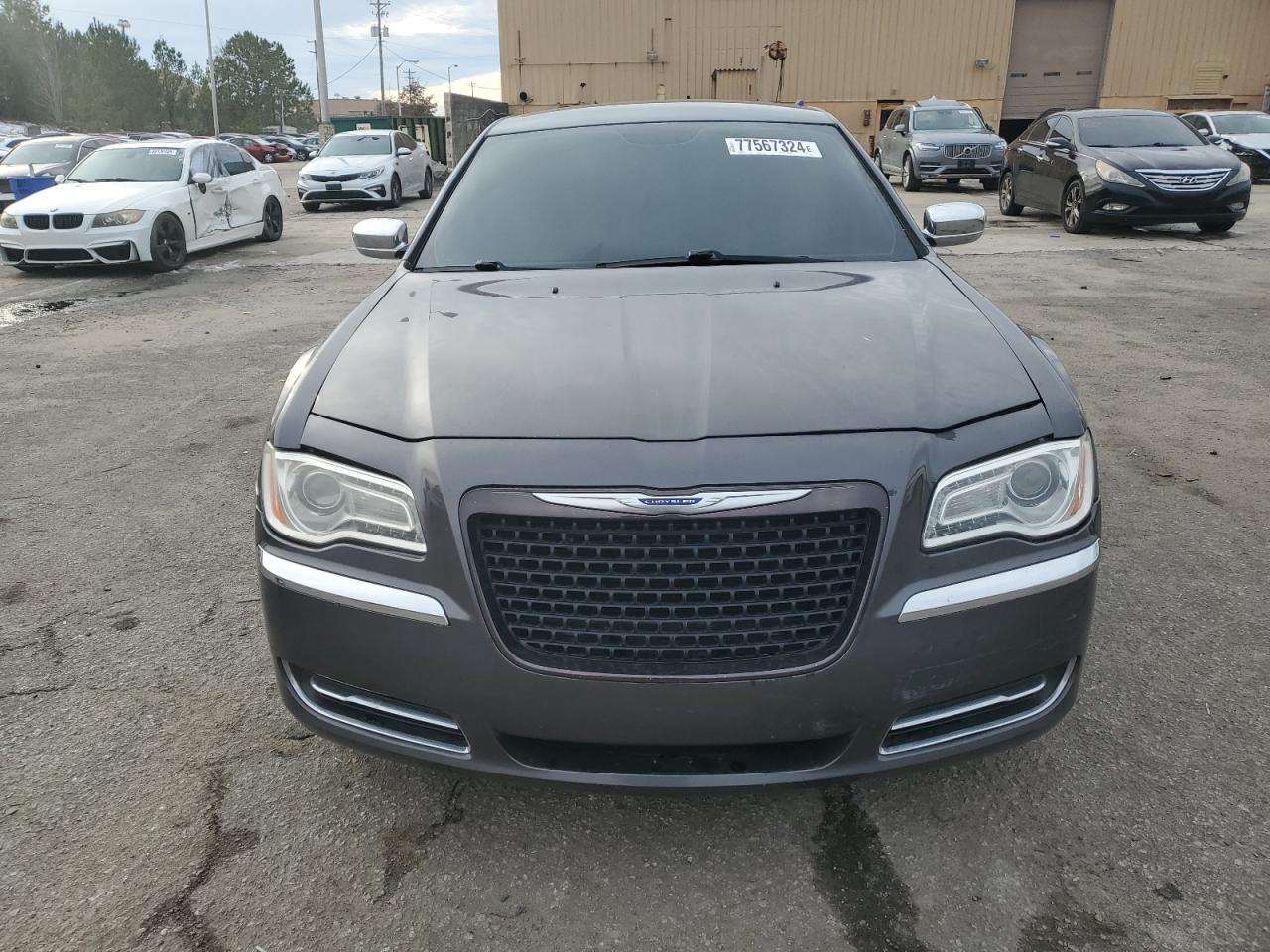 2014 Chrysler 300 - Image 5