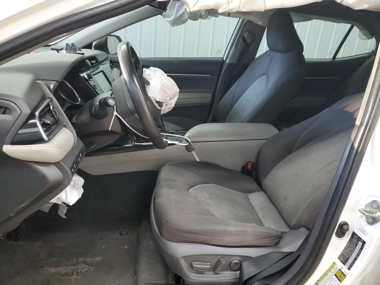 2019 Toyota Camry - Image 7