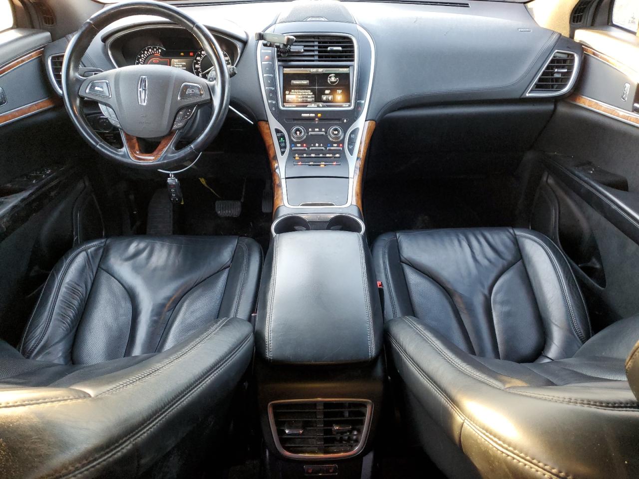 2016 Lincoln MKX - Image 8