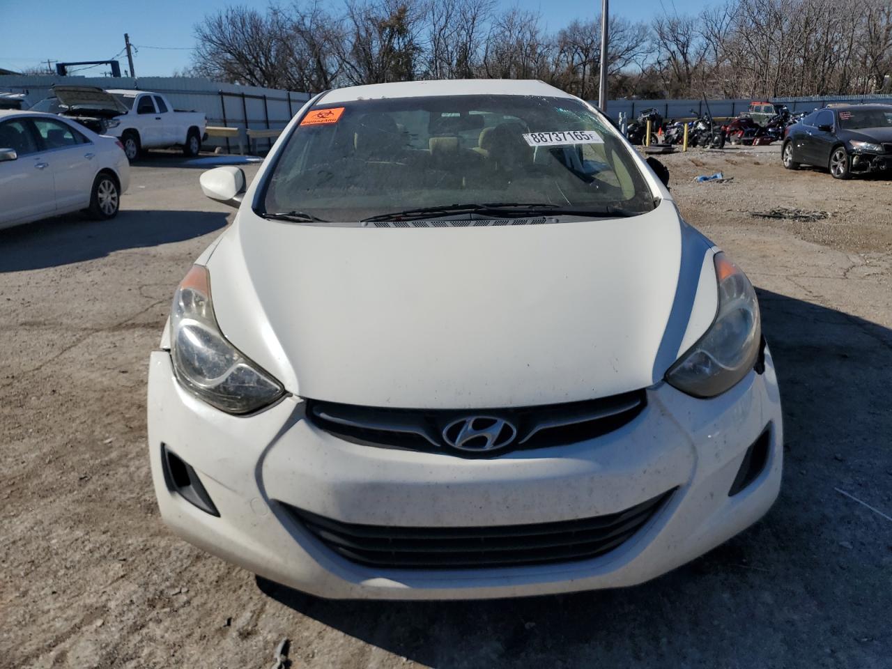 2013 Hyundai Elantra - Image 5