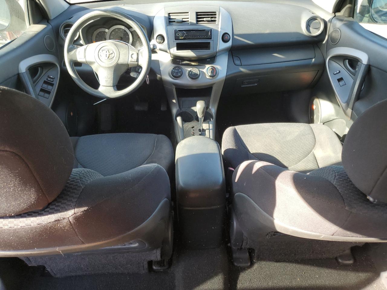 2008 Toyota RAV 4 - Image 8