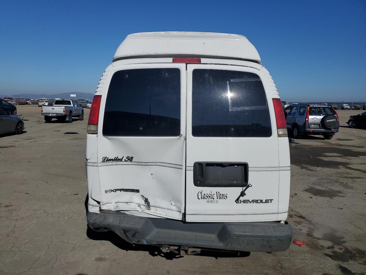 2000 Chevrolet Express - Image 6