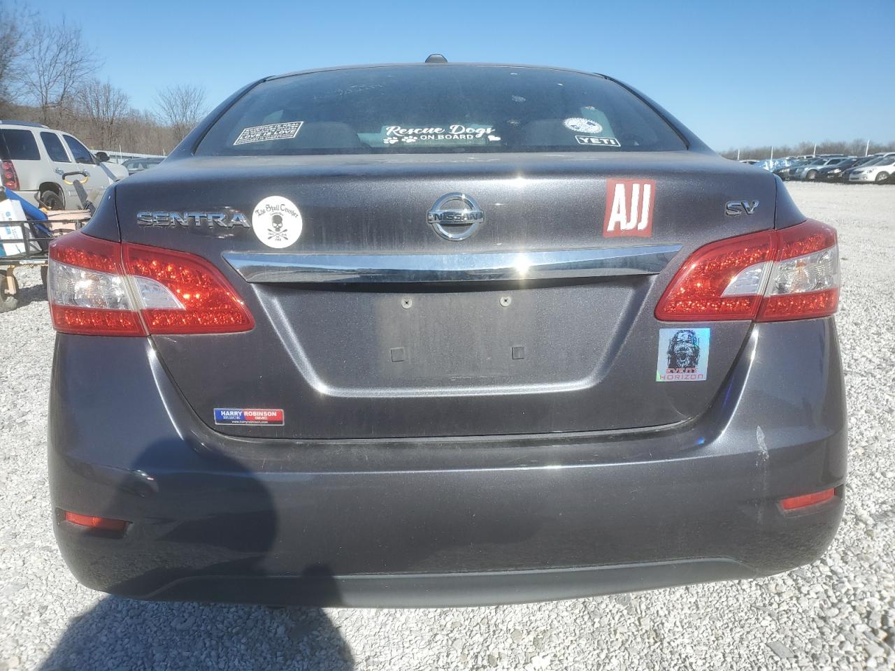 2015 Nissan Sentra - Image 6