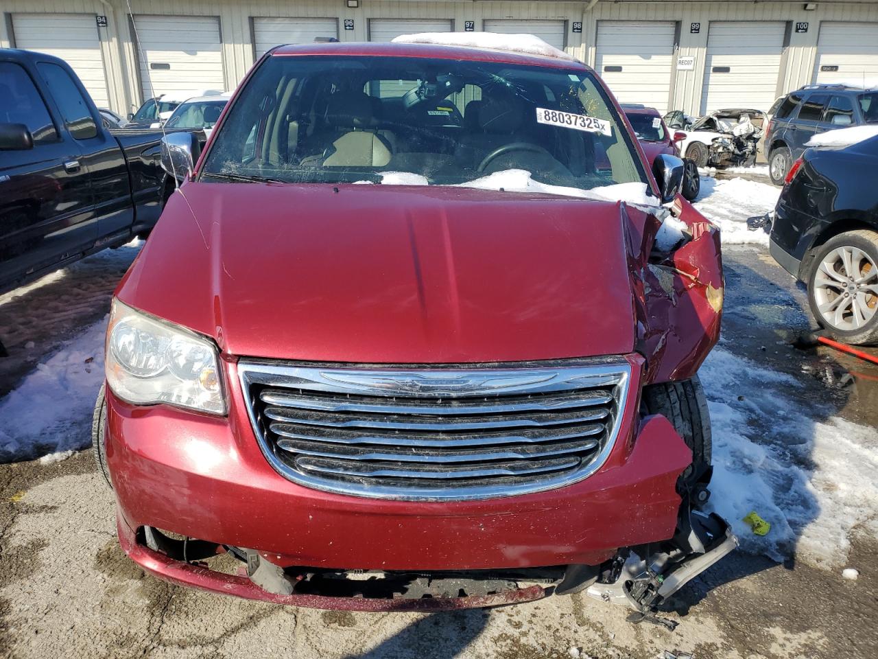 2015 Chrysler Town & Country - Image 5