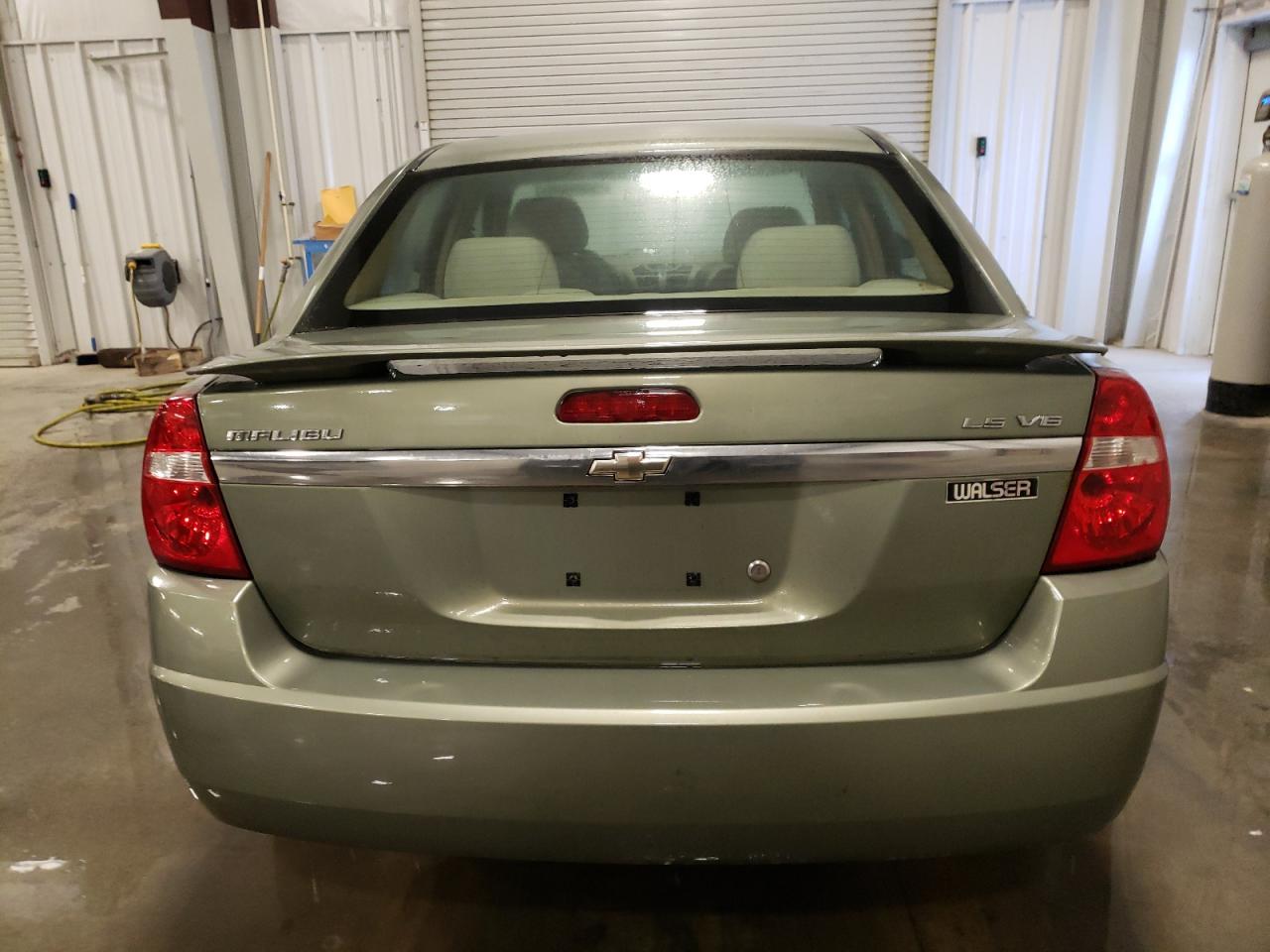 2005 Chevrolet Malibu - Image 6