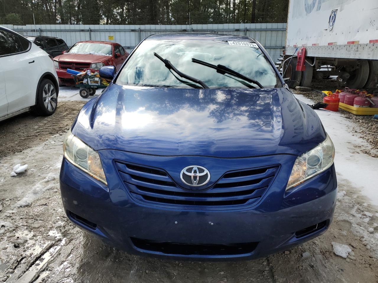 2009 Toyota Camry - Image 5